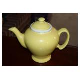 McCormick tea pot Baltimore MD (chip on spout)