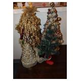 Lot 4 decorative trees