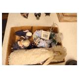 Lot of porcelain dolls - Shackman Grandma &