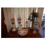 Lot - Pair lamps, covered casserole and