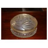 Cut crystal hinged dresser box