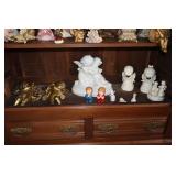 Shelf lot of angels - Norcrest wall hangings,