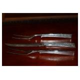 Carvel Hall carving set