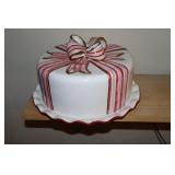 World Bazaar ceramic peppermint swirl bow cake