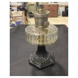 Aladdin model B clear over black Corinthian