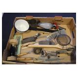 Flat lot - Vintage kitchen utensils