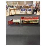 Matchbox Team Convoy featuring No. 28