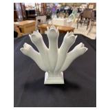 Elpa Mcobaca Portugal 5 finger vase (small chip