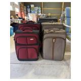 4 Pieces of luggage - 2 London Fog and