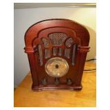 Thomas Collectors AM-FM radio