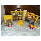 Fisher Price Play Family House with some