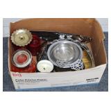 Box lot - pewter porringers (1 Williamsburg