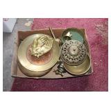 Box lot brass - planter, bowl, turtle, tray, and