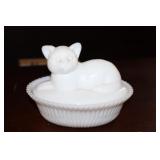 Westmoreland milk glass cat in basket / cat on