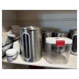 Lot including stainless steel and plastic