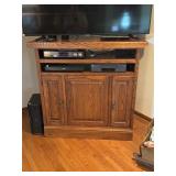 Oak entertainment cabinet with CD's including Neil