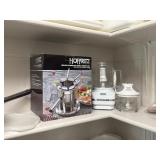 Shelf lot including Hoffritz fondue set, Kitchen