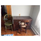 Mahogany knee hole desk with 2 chairs