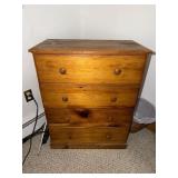 Pine 4 drawer dresser 27 X 14.5 X 34.25 and