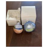 2 Hand-painted Christmas ornaments - Marylands