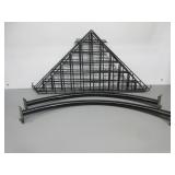 Grid Wall Corner Shelves and Hangbars