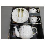 Gracewear Tea Set, New in Box