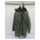 Military Parka w/Hood and Liner, Size M