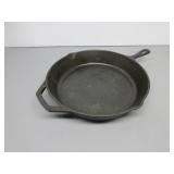 Lodge Cast Iron Skillet, 10"