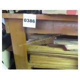 Wood Work Bench 48"x24" With Wood Scraps