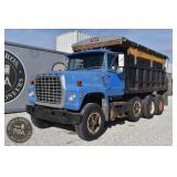 1978 Ford 8000 Grain truck