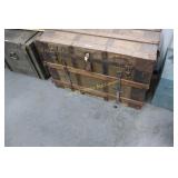 Large Flat Top Trunk
