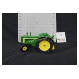 John Deere 820- Toy Tractor