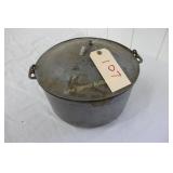 Cast Aluminum Pot w/ Lid