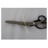 pinking shears