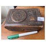 VINTAGE MEXICAN LEATHER CASE