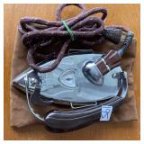 VINTAGE TRAVEL IRON