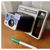 KODAK THE HANDLE CAMERA