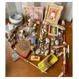 GROUP COLLECTIBLES IN BOX