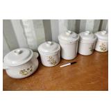 VINTAGE STONEWARE SET SOME CHIPS SHOWN