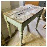 ANTIQUE WOOD TABLE
