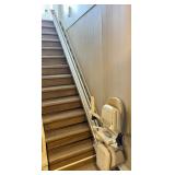 CHAIR LIFT - BUYERS MUST REMOVE