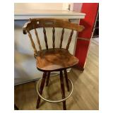 SWIVEL BAR STOOL