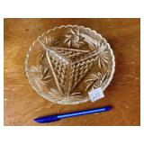 PINWHEEL CRYSTAL DIVIDED DISH