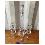VINTAGE DECANTER SET