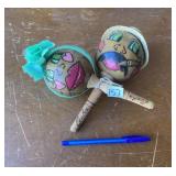 PAIR MUSIC SHAKERS