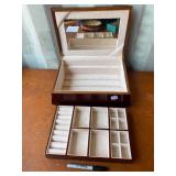 JEWEL CHEST