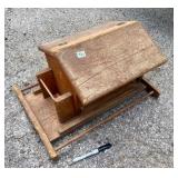 WOOD BIRD HOUSE