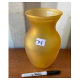 GLASS VASE