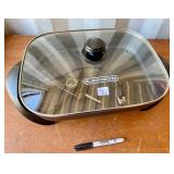 ELECTRIC SKILLET