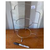 METAL PIE HOLDER